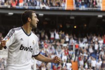 【竞彩网官方】曼联夏窗引援计划浮出水面，内部会议聚焦中场双签与左边锋补强